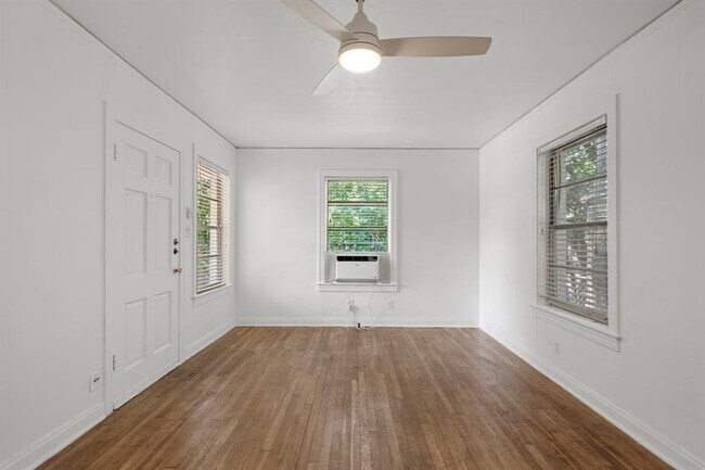 Building Photo - 1520 Ullrich Ave