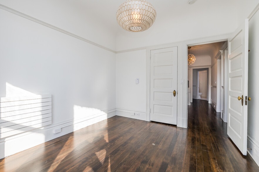 Building Photo - 1392 McAllister St