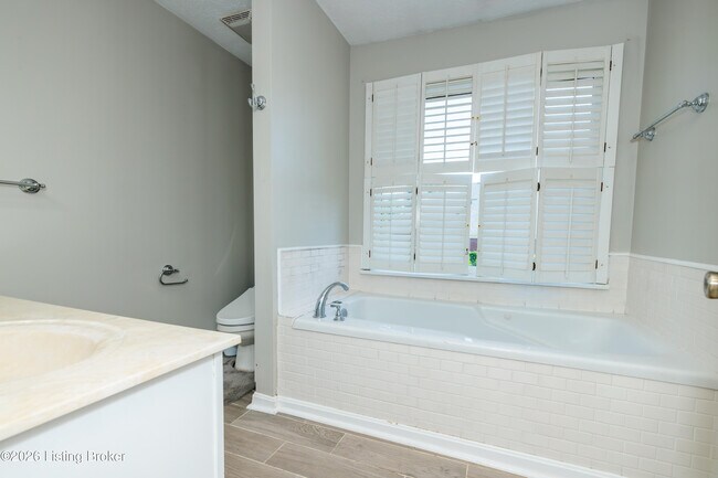 Building Photo - 3411 Sample Way