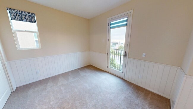 Building Photo - Former MODEL HOME | Great Location