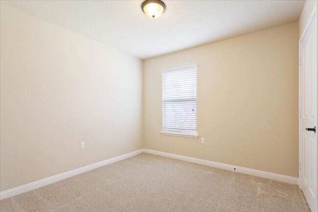Building Photo - 322 Salado Creek Ln