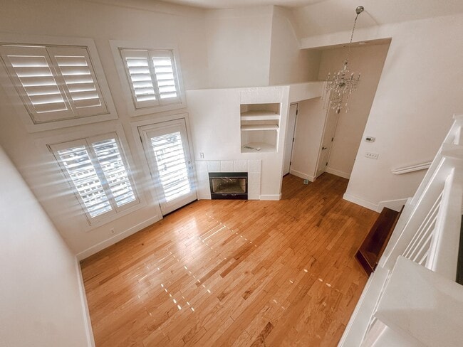 Building Photo - Dublin Home Available Now!