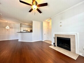 Building Photo - 2 Bedroom, 1 Bath Condo in The Concord West of the Ashley!