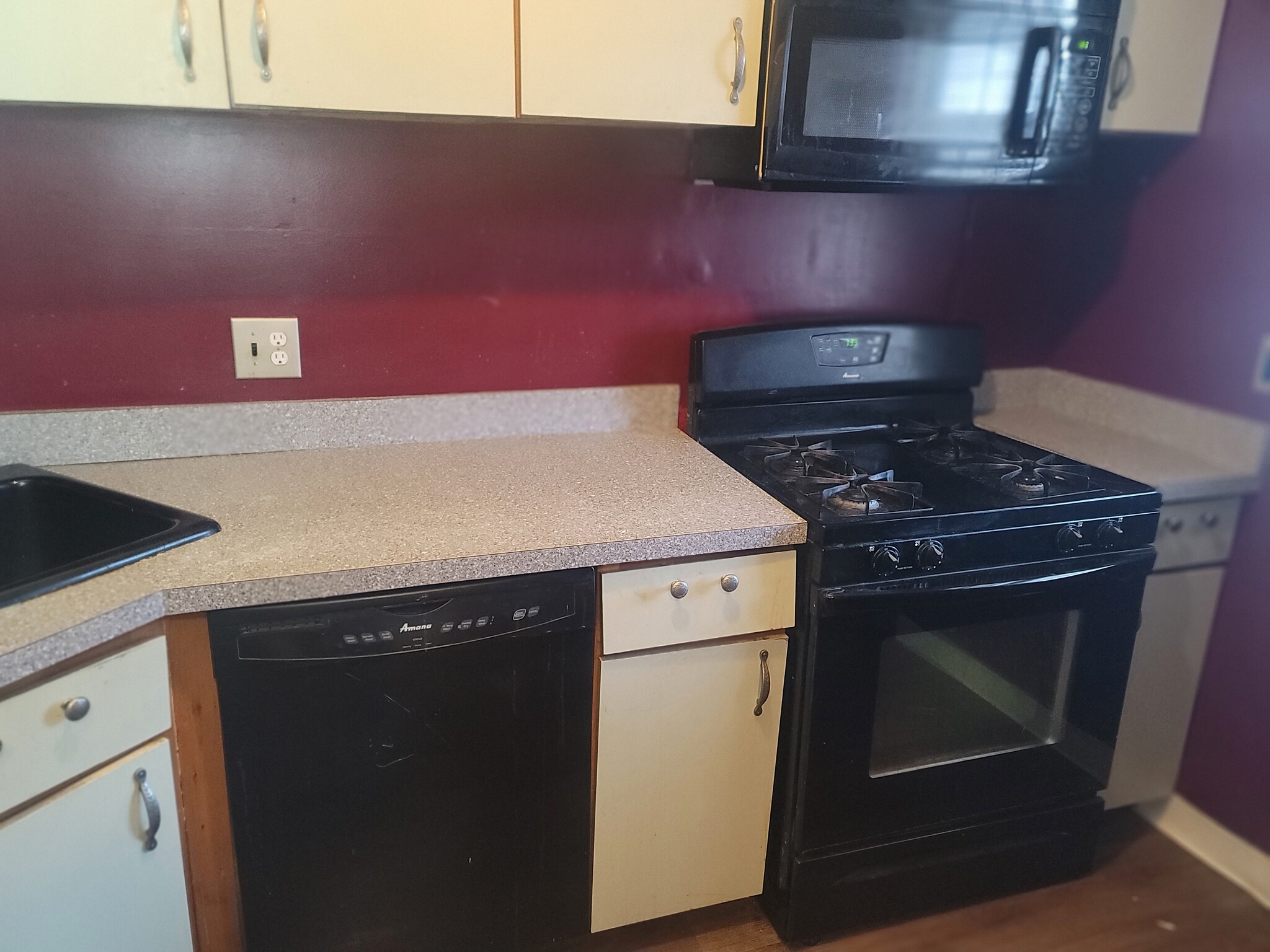 Building Photo - 134 Freedom Trl