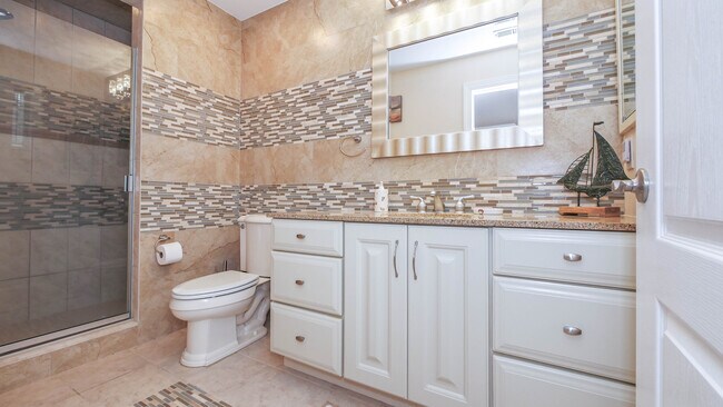 Building Photo - 229 8th St S