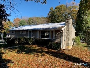 Building Photo - 40 Pollys Ln