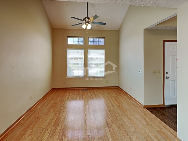 Building Photo - 268 Brandie Dr