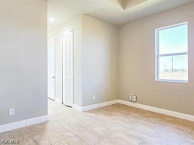 Building Photo - 578 David Cir