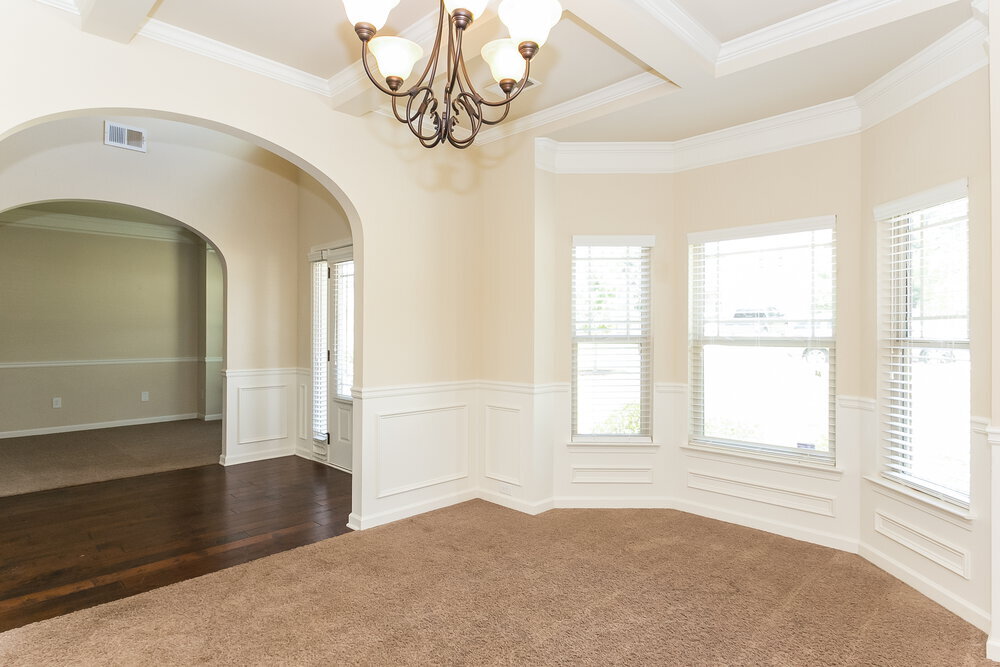 Building Photo - 576 Camano Way
