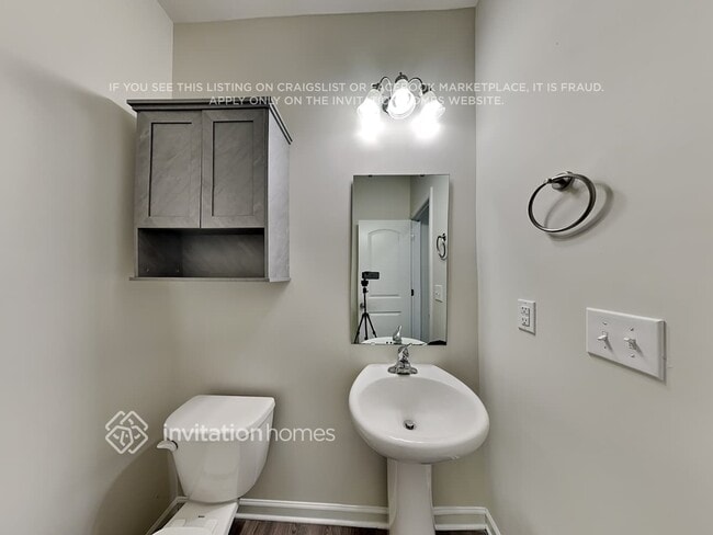 Building Photo - 4014 Weddington Pointe Dr