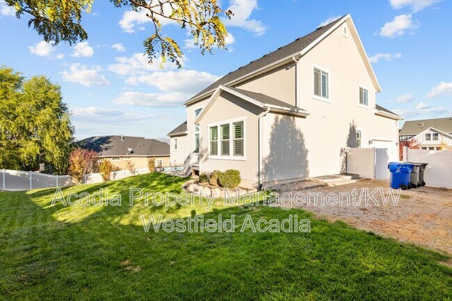 Building Photo - 1457 S Canyon View Dr