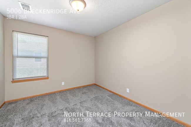 Building Photo - Use your RENT SPECIAL to lower your monthl...