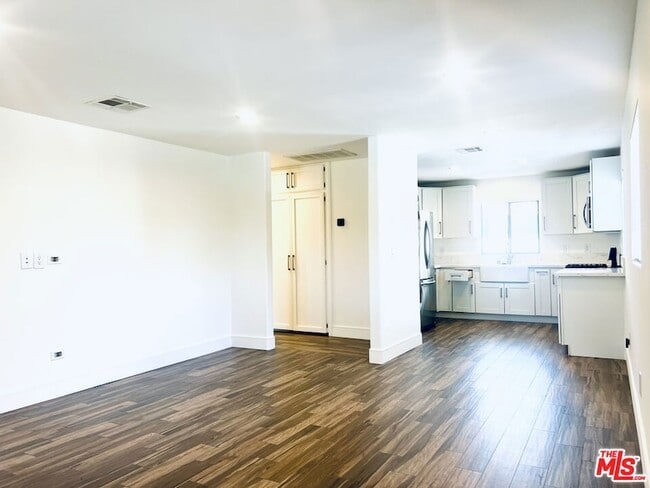 Building Photo - 532 El Dorado St