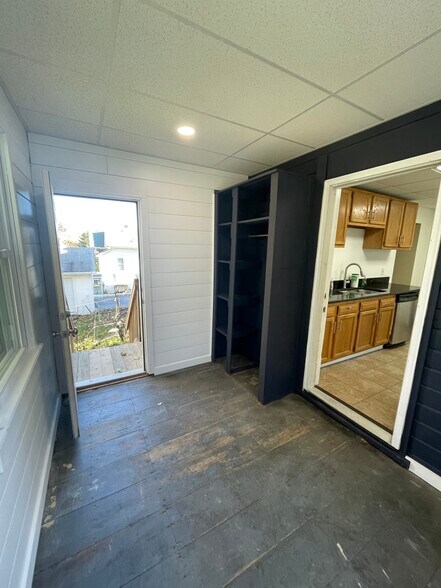 Building Photo - 616 Hamilton St