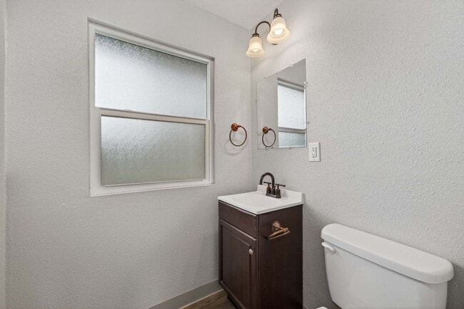 Building Photo - Ryde LLC