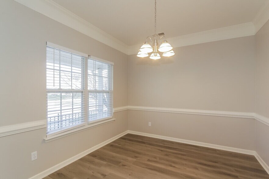 Building Photo - 1014 Sparrow Valley Way