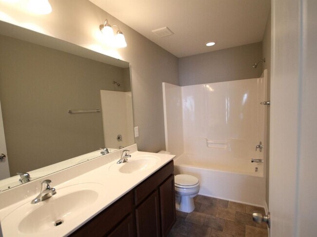 Building Photo - 4204 Govan Ferry Dr