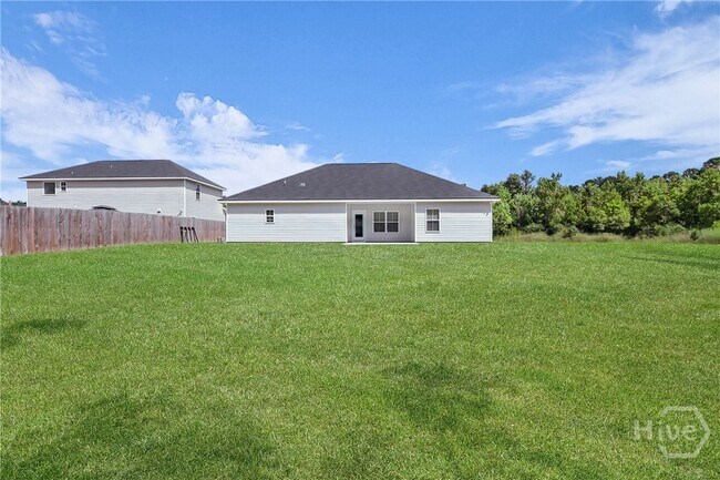 Building Photo - 1039 Meloney Dr