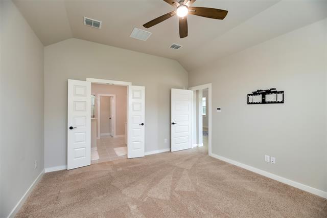 Building Photo - 222 Goosewood Dr