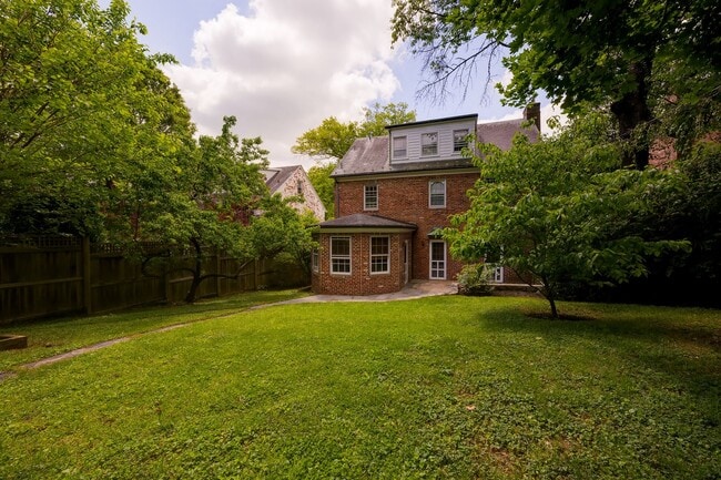 Building Photo - Charming & Spacious Colonial in N Cleveland Park w/Park-Like Rear Garden & Detached Garage