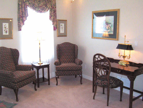 Living Area - Elliott Place Senior Living