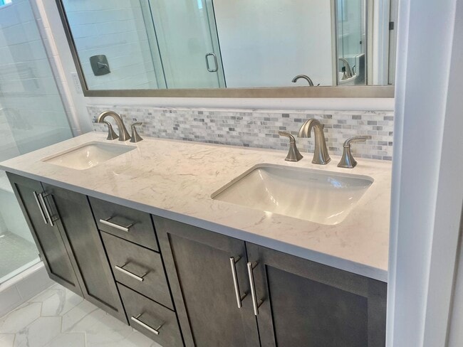 Building Photo - Wow! Custom Built Smart Home in Sutter Par...