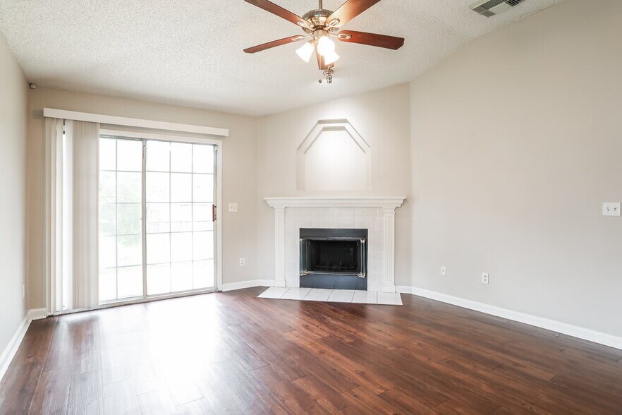 Building Photo - 1360 Keel Ct