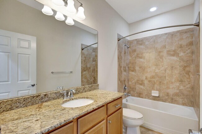 Building Photo - 1212 S Community Dr