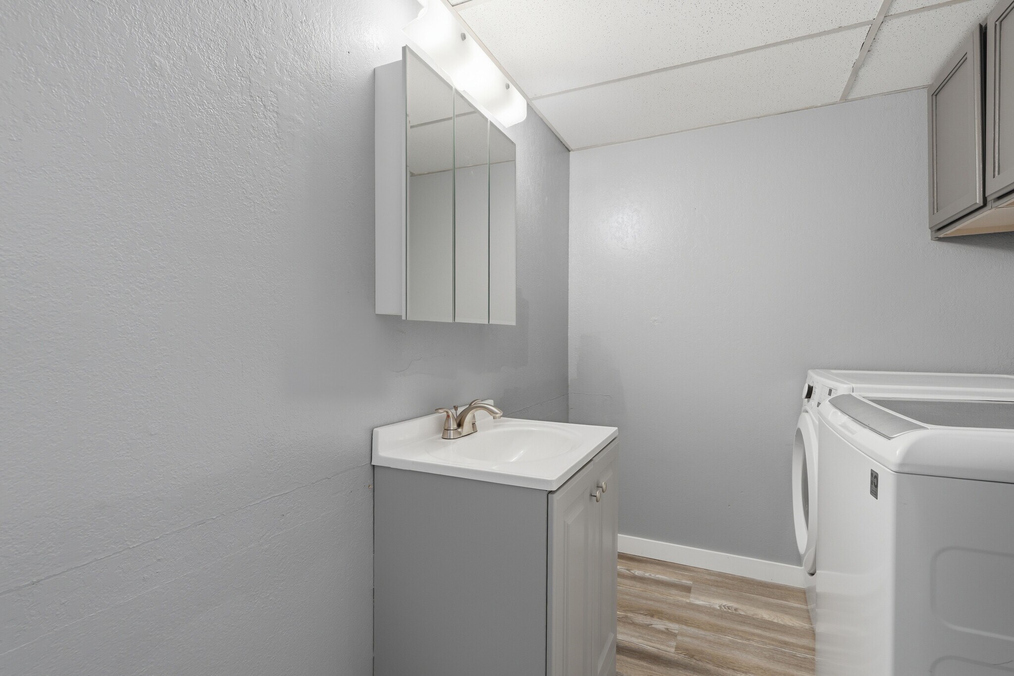 First Floor - 1/2 Bathroom & Laundry - 555 28 1/2 Rd
