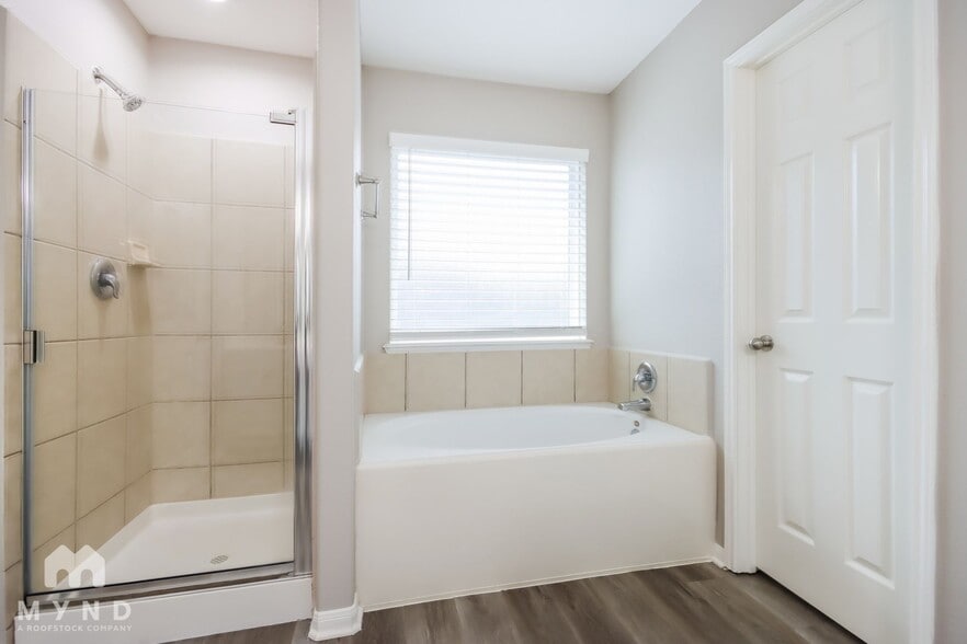 Building Photo - 9876 Lace Flower Way