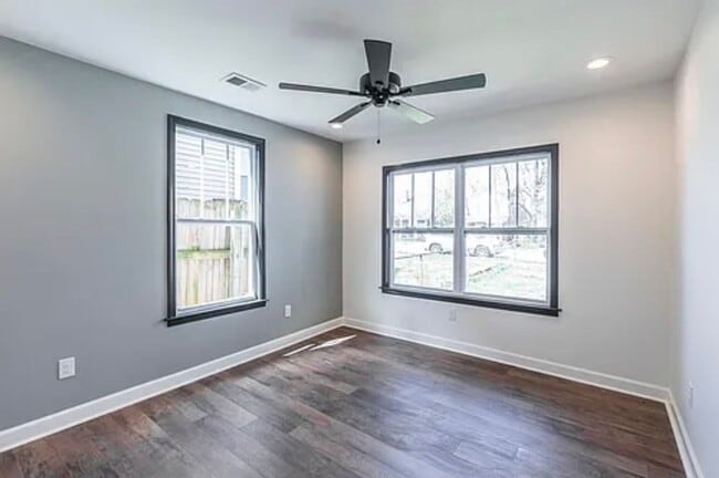 Building Photo - Fully Renovated 2BR/2BA with Garage – Walk to West Sixth & Legacy Trail