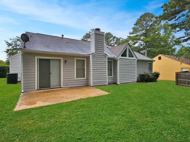 Building Photo - 7819 Taylor Cir