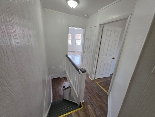 Building Photo - 1615 Lancaster Ave