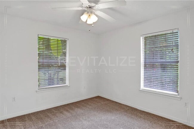 Building Photo - Beautifully Updated 3/2 Brick Home in Foley with New Appliances!