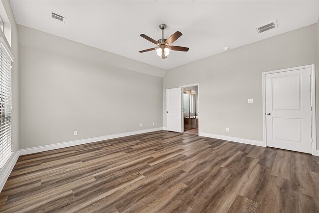 Building Photo - 2107 Cinnamon Teal Cir