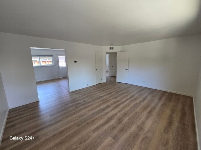 Building Photo - 3536 Yuba Ave