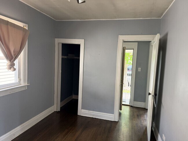 Building Photo - 10108 S State St