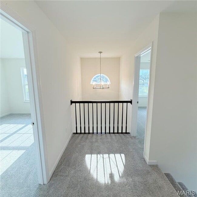 Building Photo - 302 Windmill View Court