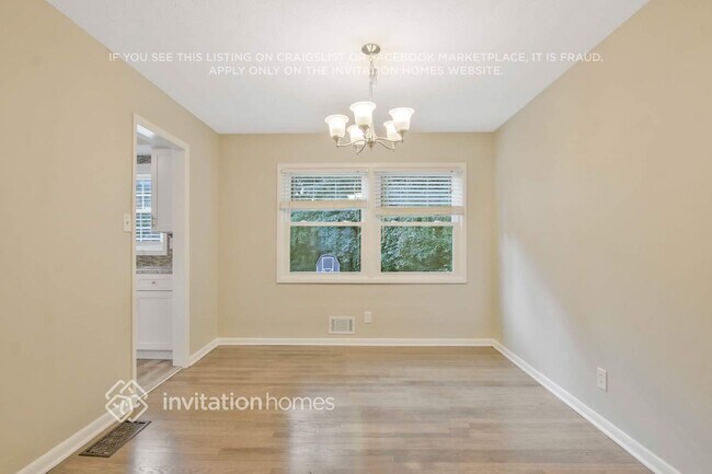 Building Photo - 4600 Timrose Rd NW
