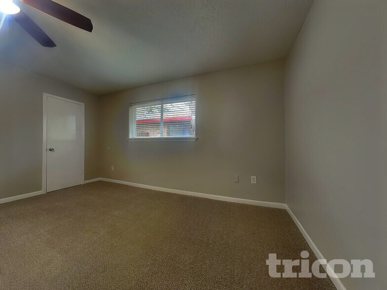 Building Photo - 23107 Earlmist Dr