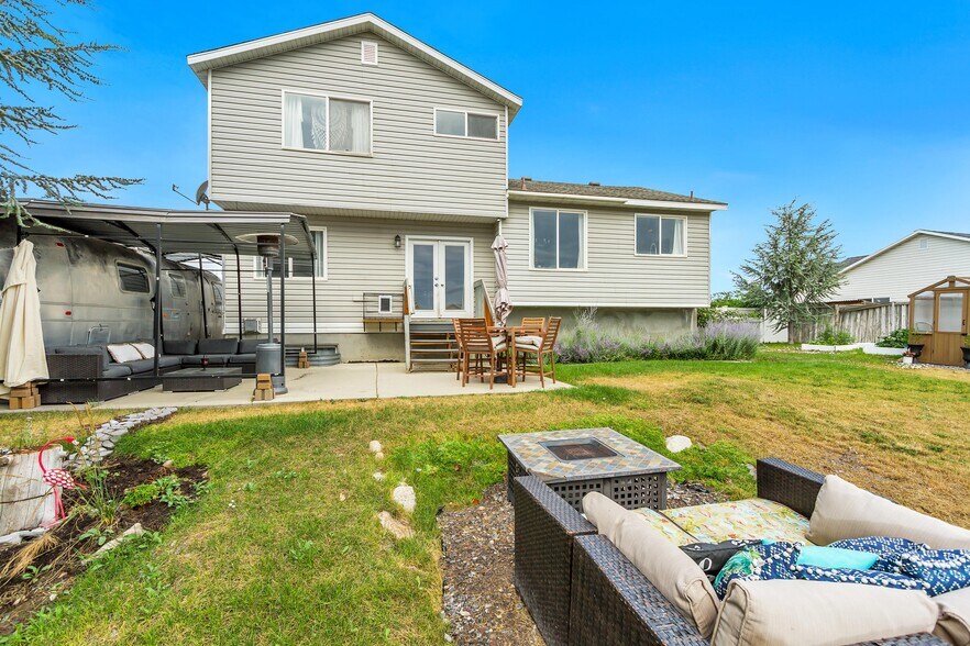 back yard - 7063 S Swan Hill Dr