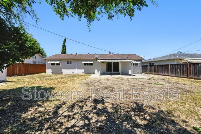 Building Photo - 7284 Brighton Dr