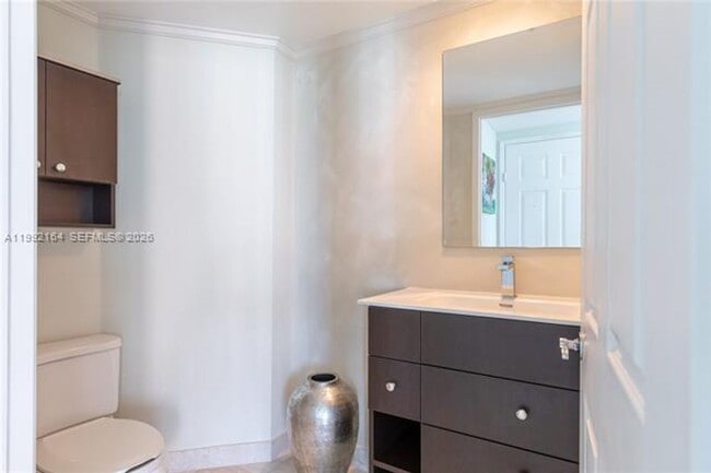 Building Photo - 3370 NE 190th St