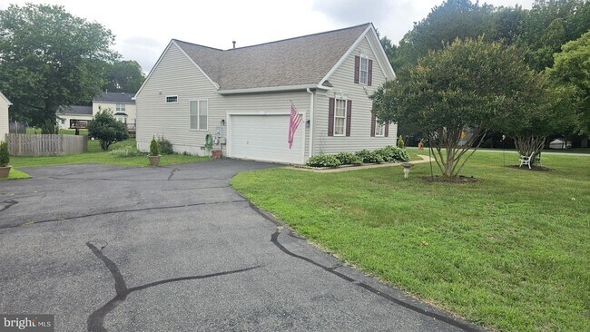 Building Photo - 10415 Kings Cove Ct