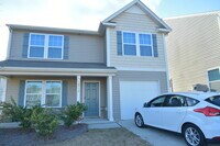 Building Photo - Beautiful home in Charlotte!