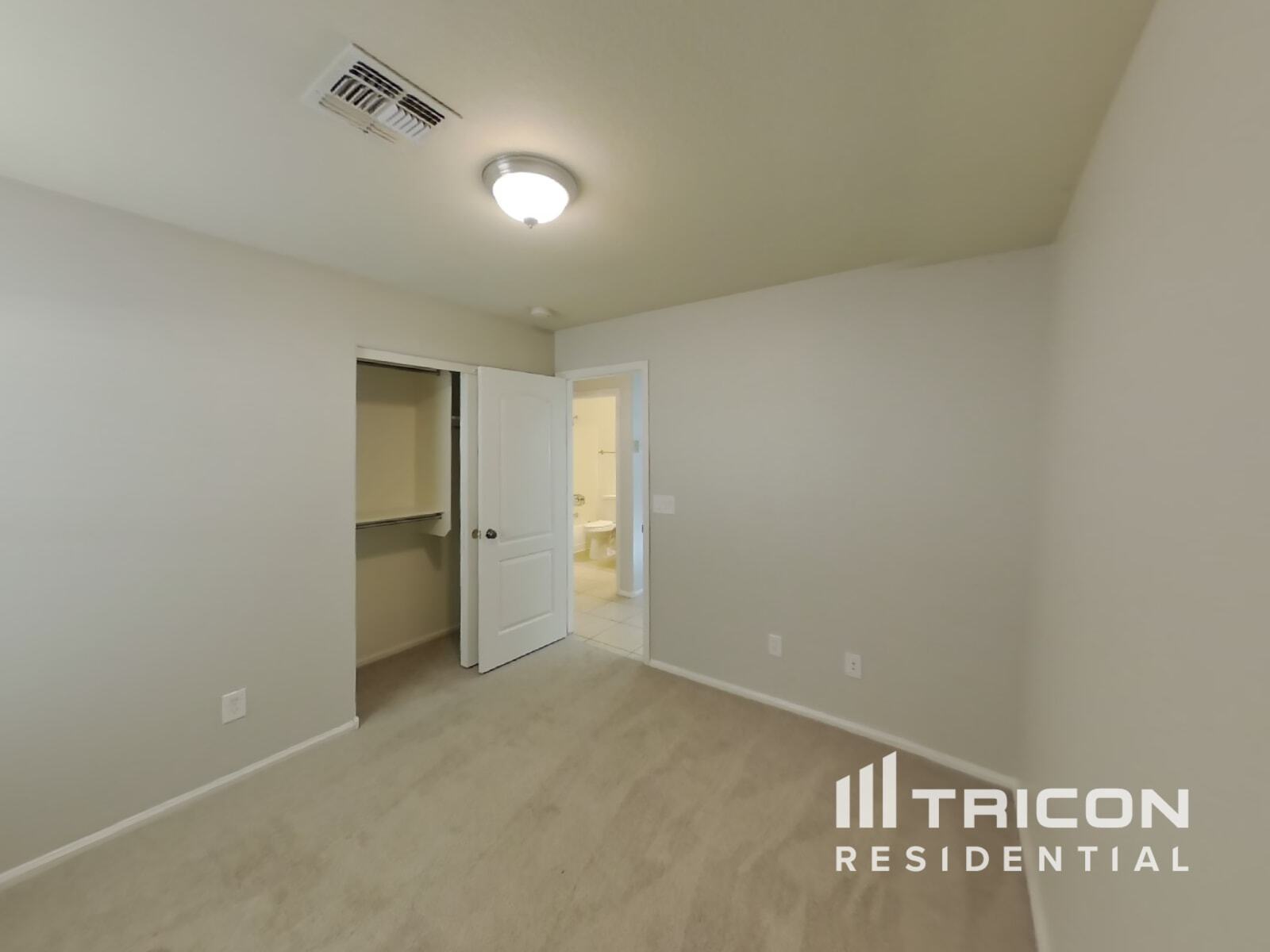 Building Photo - 2111 S 160th Ln