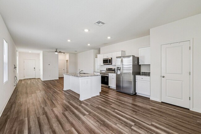 Building Photo - 191 Light Timber Rd