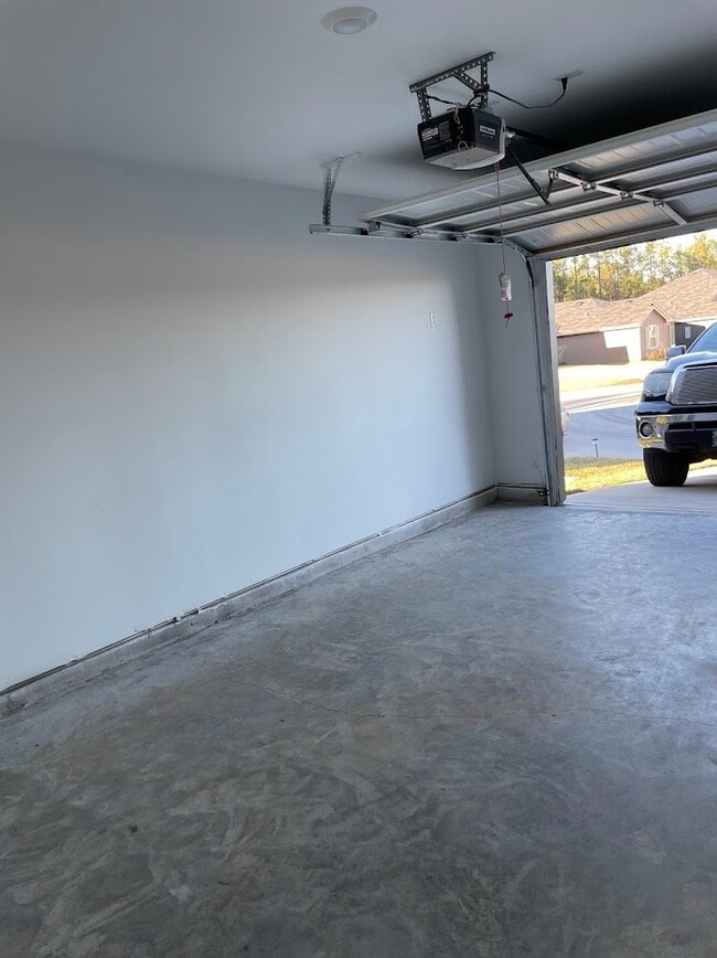 Building Photo - 13111 McCrorey Trails Drive