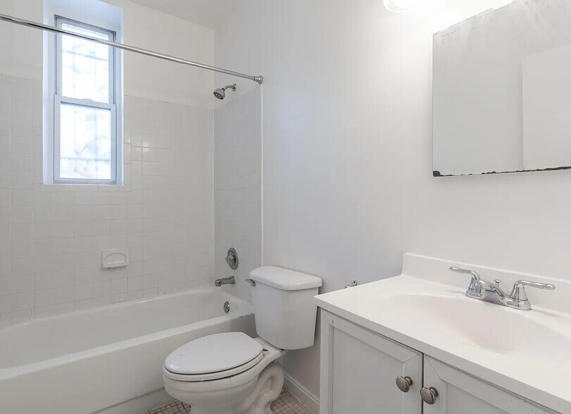 Building Photo - 2914 13th St NW