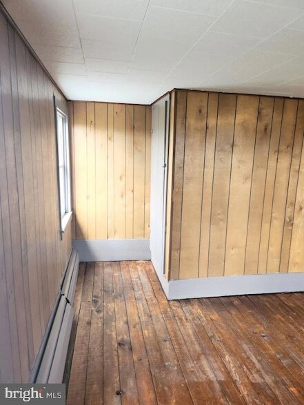 Building Photo - 1286 S Imler Valley Rd